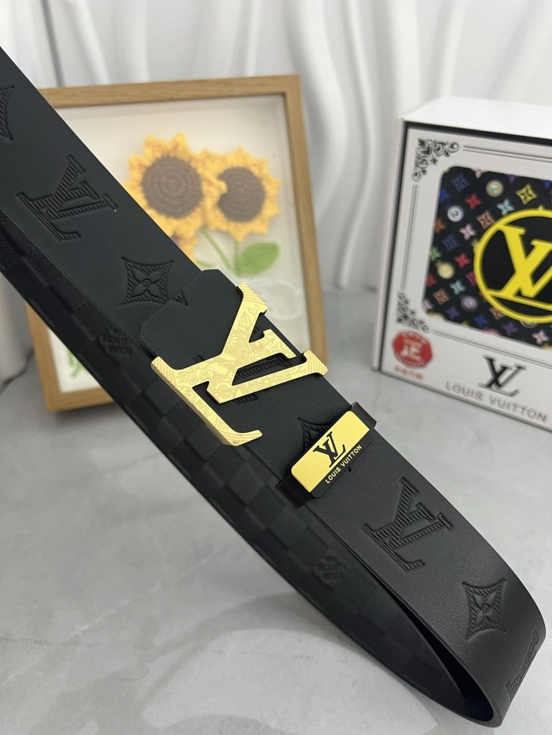 Louis Vuitton Belts Attractive 299937