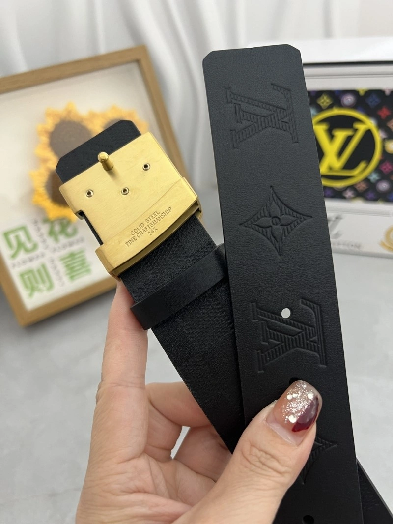 Louis Vuitton Belts Attractive 299937