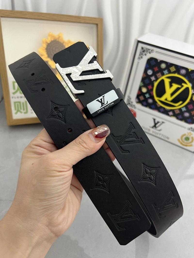 ZipUp Louis Vuitton Belts 299938