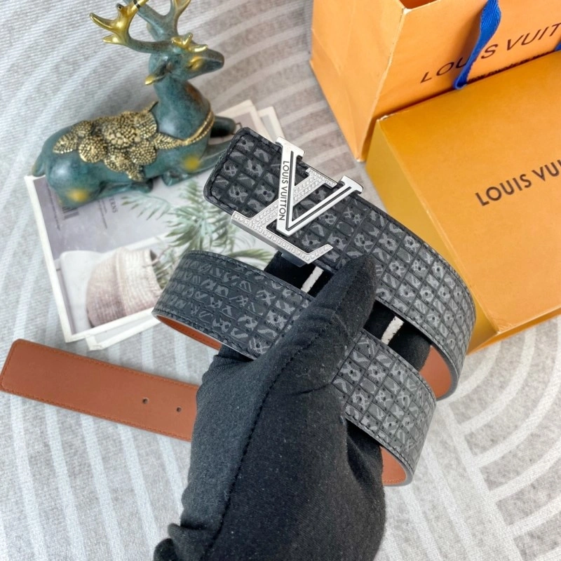 Louis Vuitton Belts Durable 299940