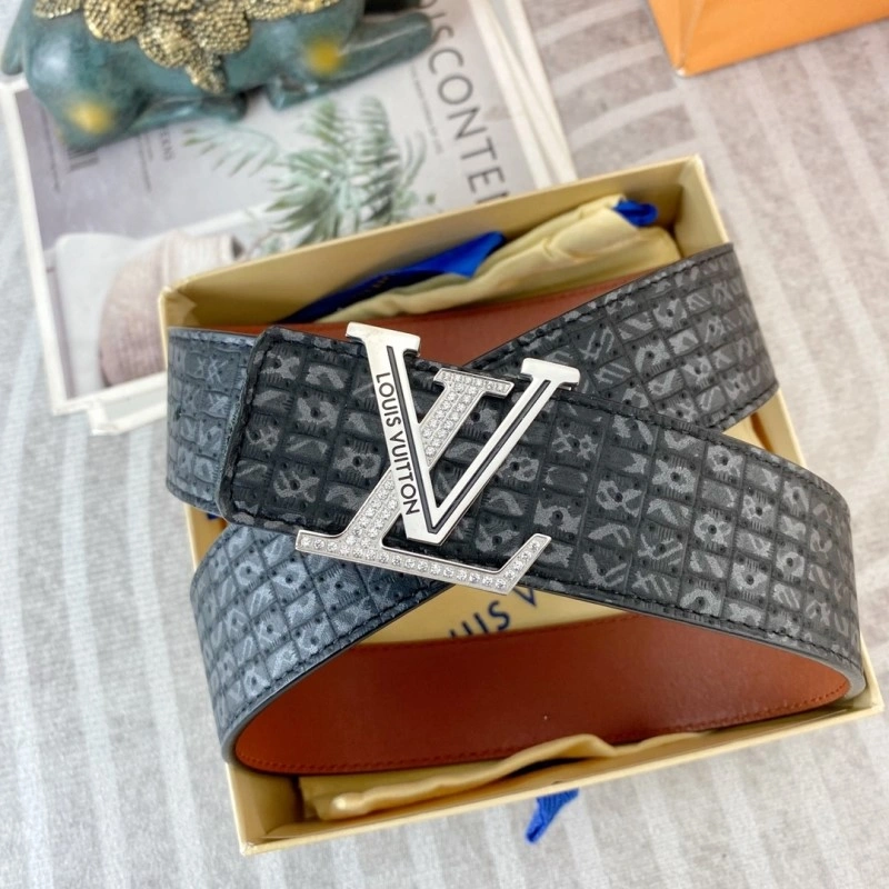 Louis Vuitton Belts Durable 299940