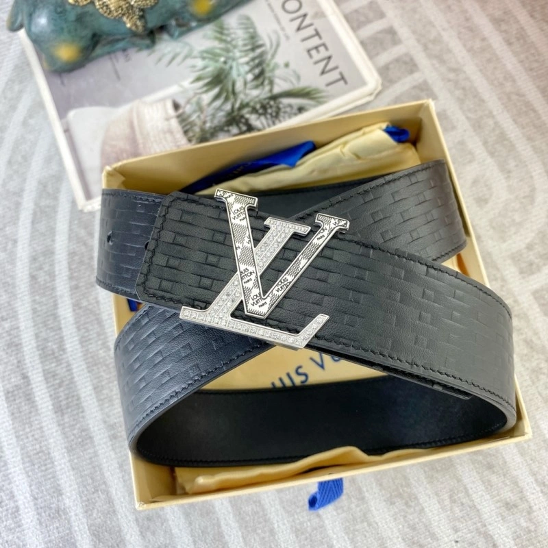 Effortless Louis Vuitton Belts 299955