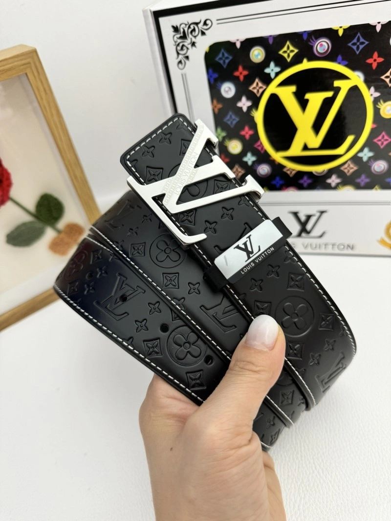 Bold Louis Vuitton Belts 299904