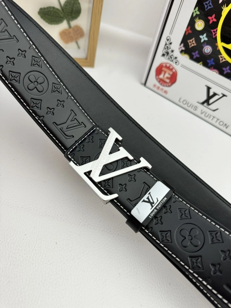 Bold Louis Vuitton Belts 299904