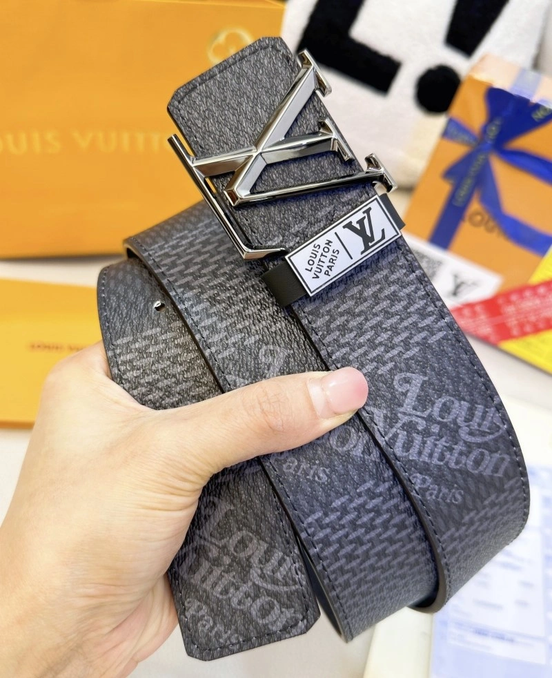 Louis Vuitton Belts Durable 299906