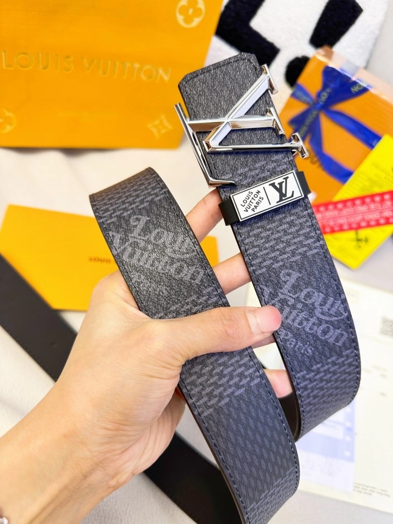 NewStyle Louis Vuitton Belts 299905