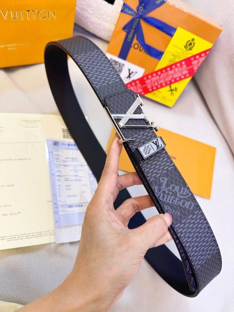 NewStyle Louis Vuitton Belts 299905