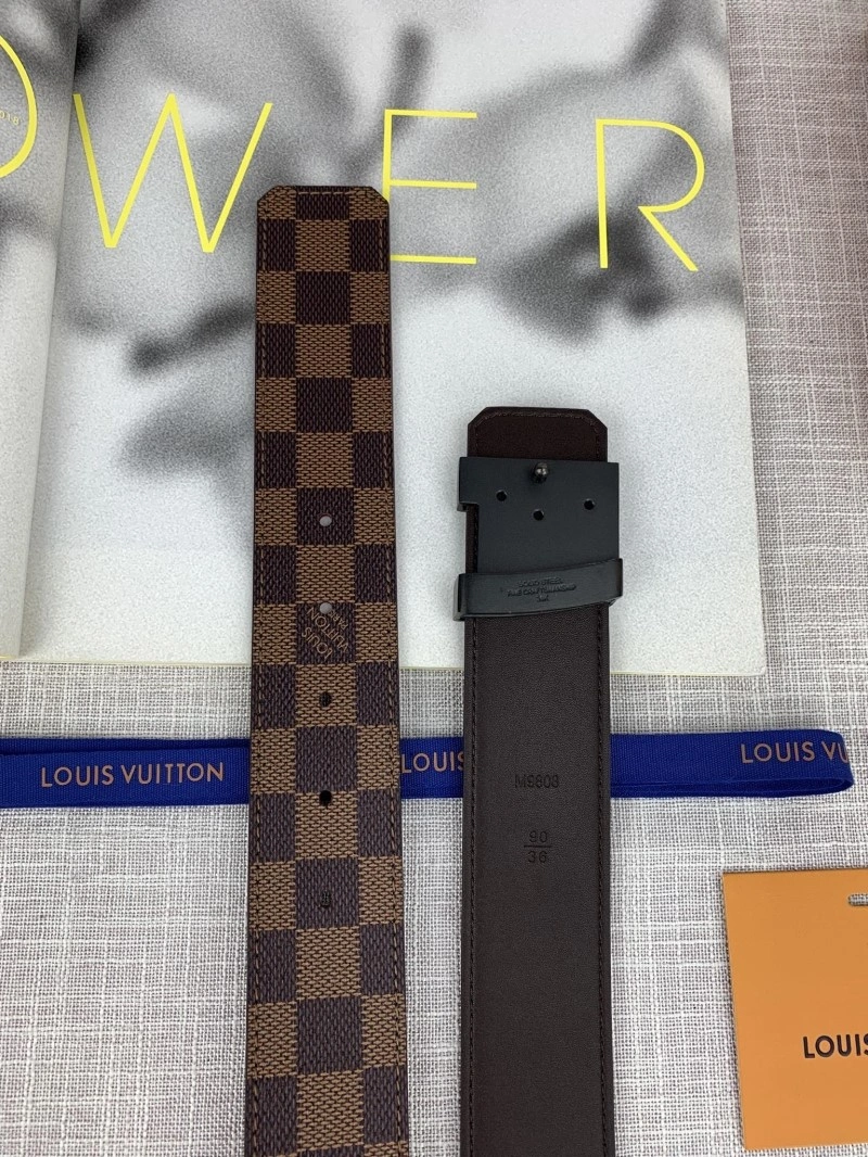 Effortless Louis Vuitton Belts 299900