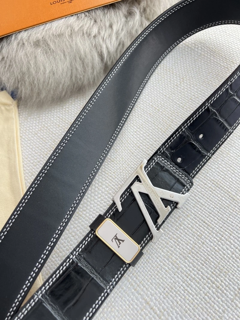 Sporty Louis Vuitton Belts 299888