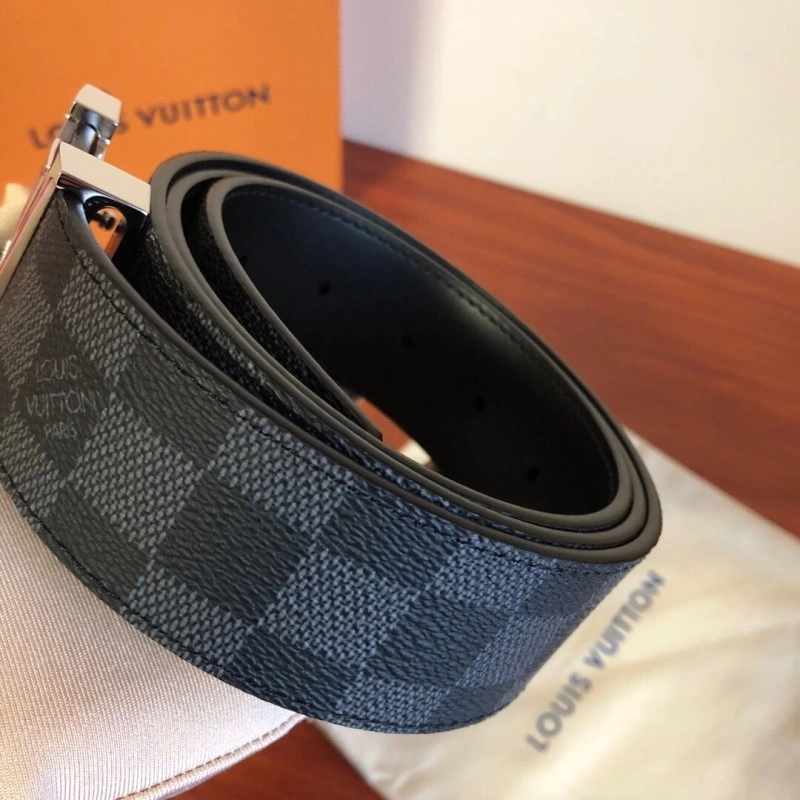 Louis Vuitton Belts Durable 299879