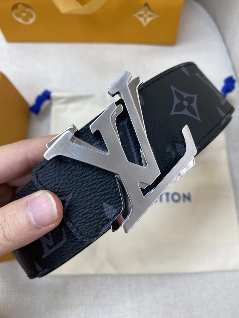 Cozy Louis Vuitton Belts 299839