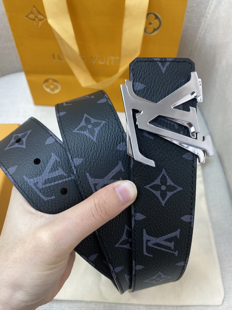 Cozy Louis Vuitton Belts 299839