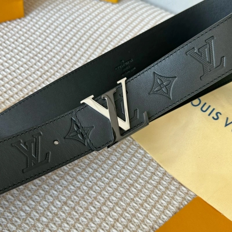 Classic Louis Vuitton Belts 299819