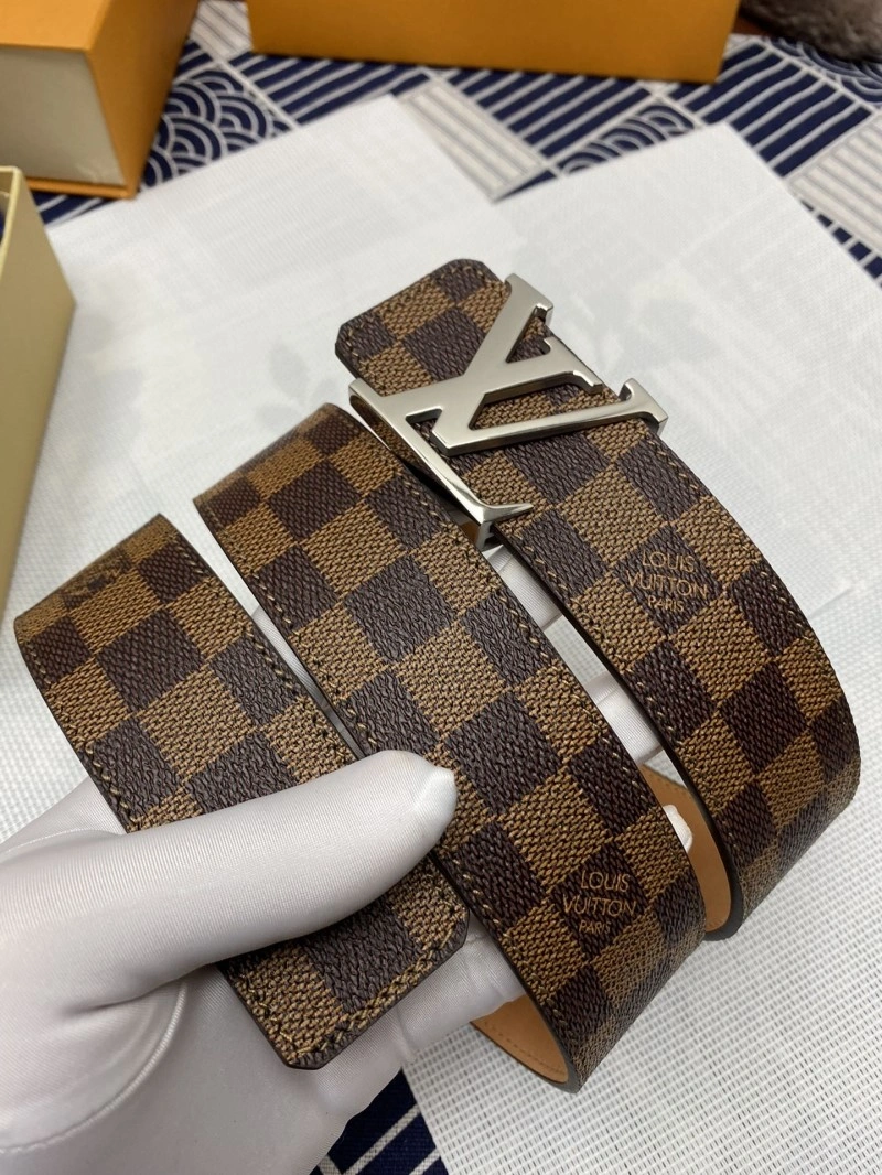 Sleek Louis Vuitton Belts 299803