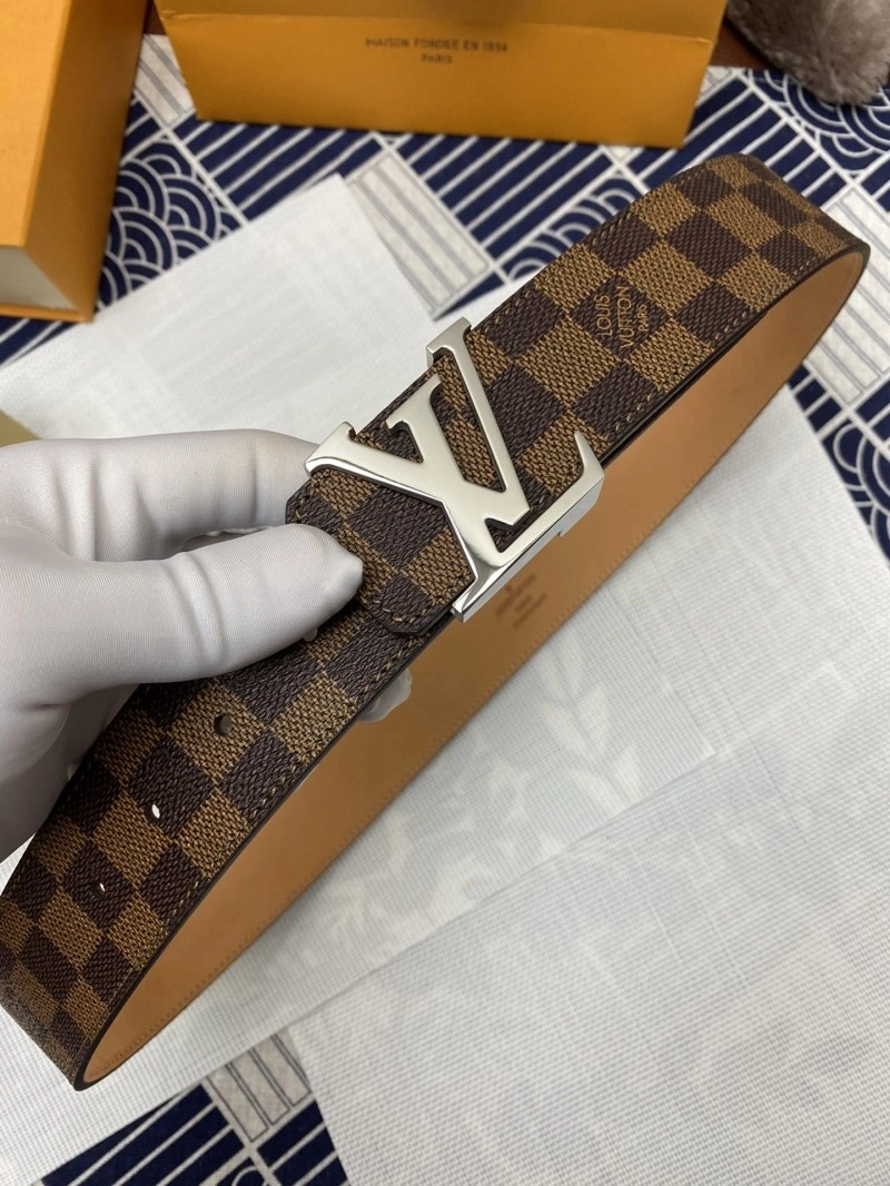 Sleek Louis Vuitton Belts 299803