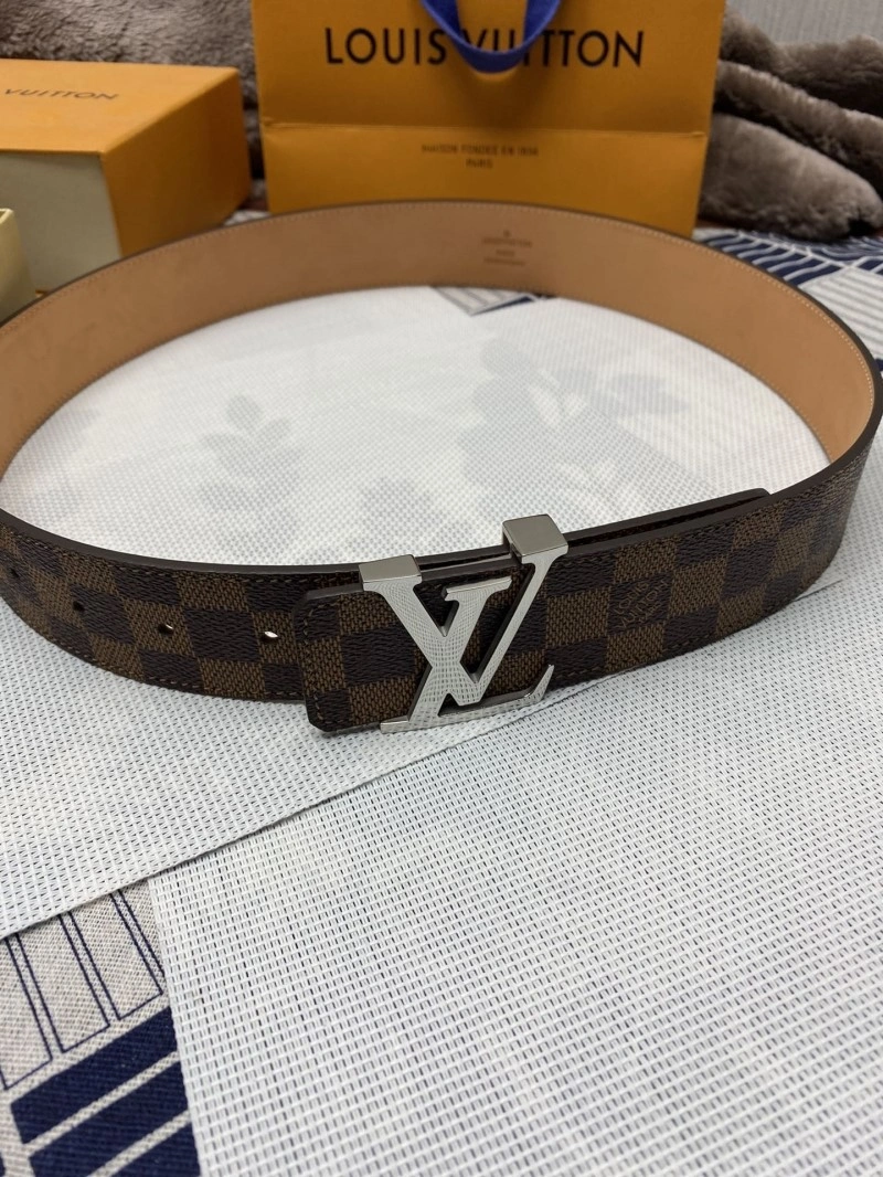 Sleek Louis Vuitton Belts 299803