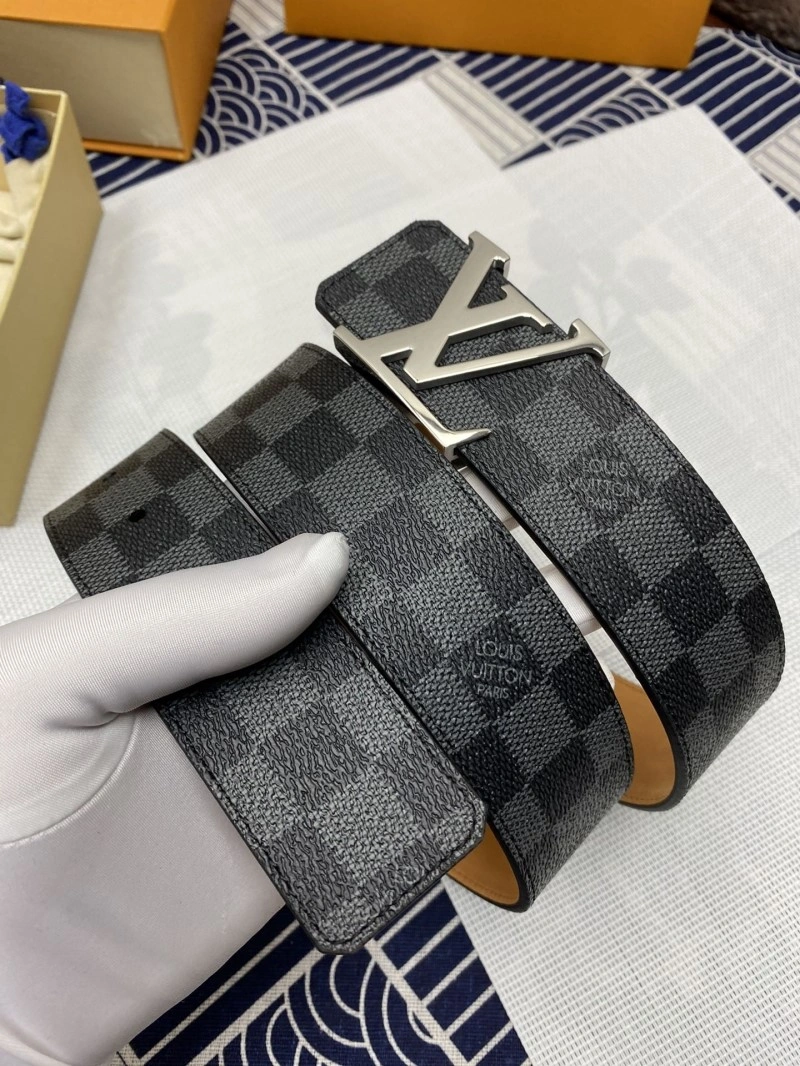 Louis Vuitton Belts Versatile 299782