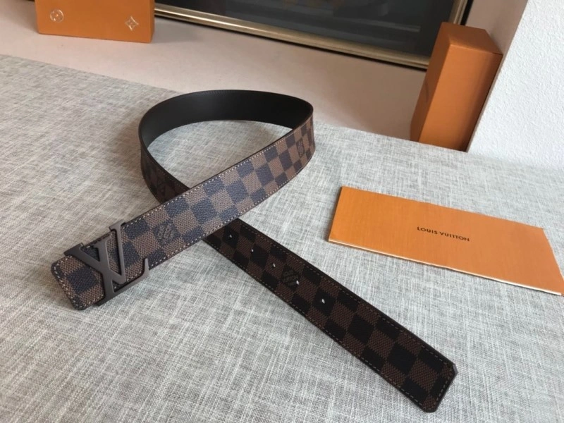 Louis Vuitton Belts UrbanChic 299787