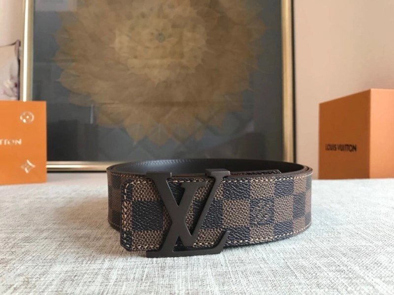 Louis Vuitton Belts UrbanChic 299787