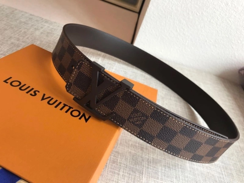 Louis Vuitton Belts UrbanChic 299787