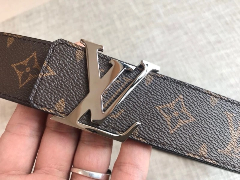 Louis Vuitton Belts ZipUp 299791