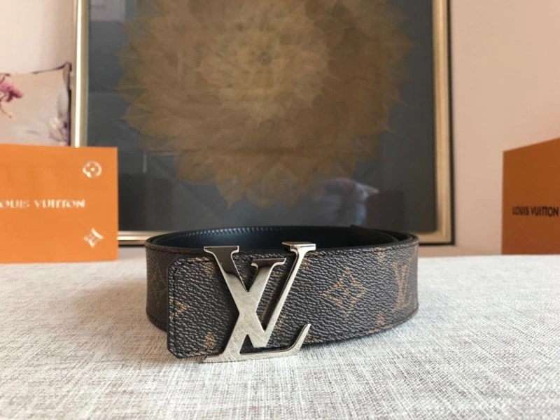 Louis Vuitton Belts ZipUp 299791