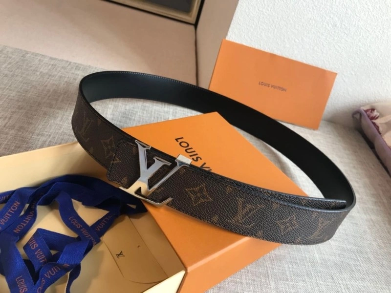 Louis Vuitton Belts ZipUp 299791