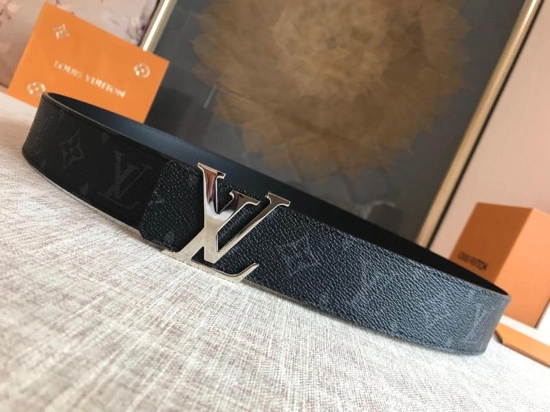 Neat Louis Vuitton Belts 299781