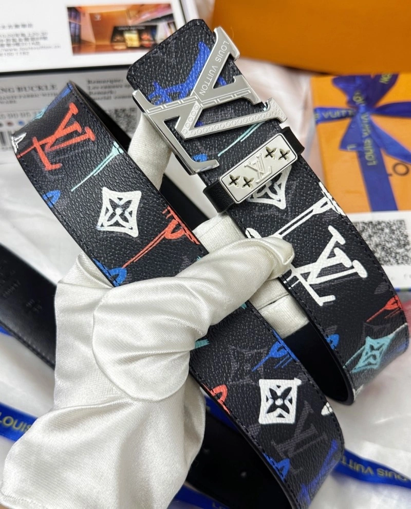 Louis Vuitton Belts UrbanChic 299788