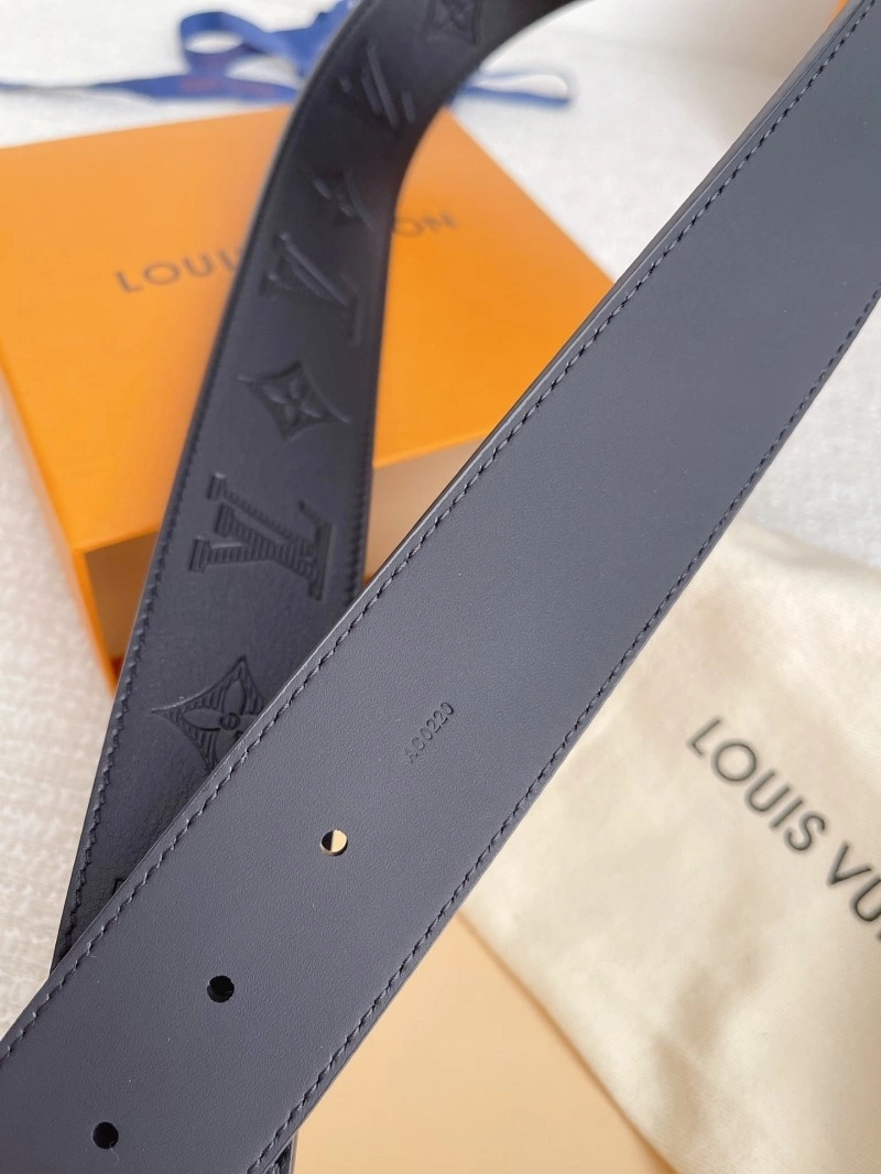 Lightweight Louis Vuitton Belts 299790