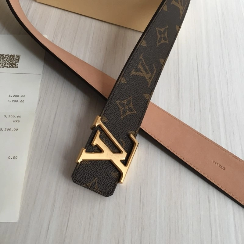 EyeCatching Louis Vuitton Belts 299718