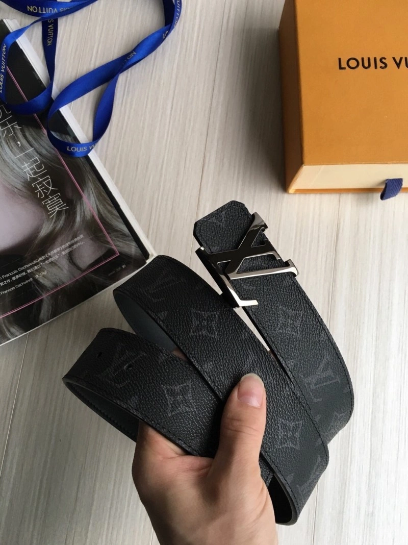 Louis Vuitton Belts Bright 299715