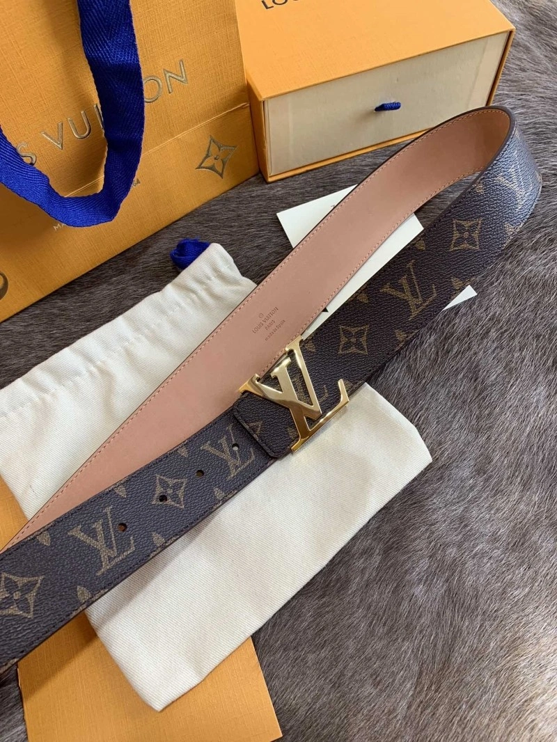 Louis Vuitton Belts Practical 299649