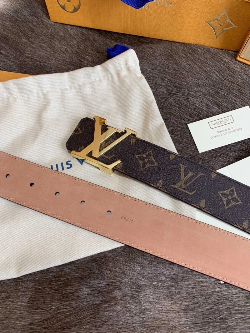 Louis Vuitton Belts Practical 299649