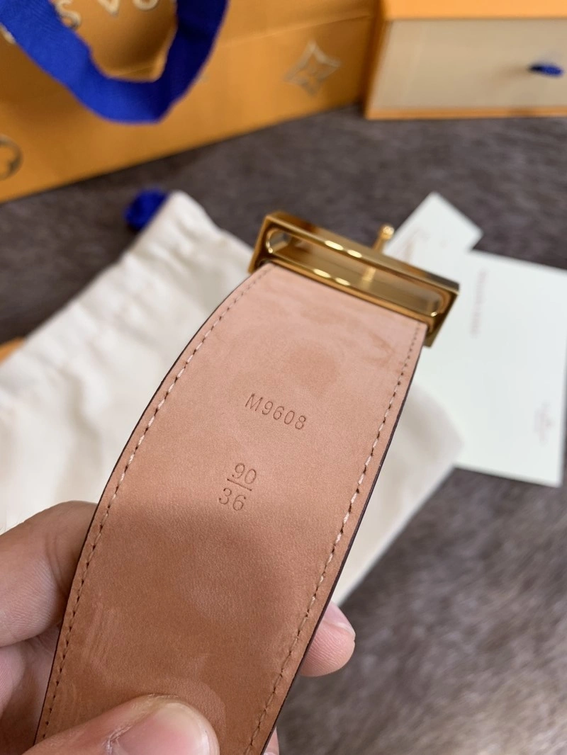 Louis Vuitton Belts Practical 299649