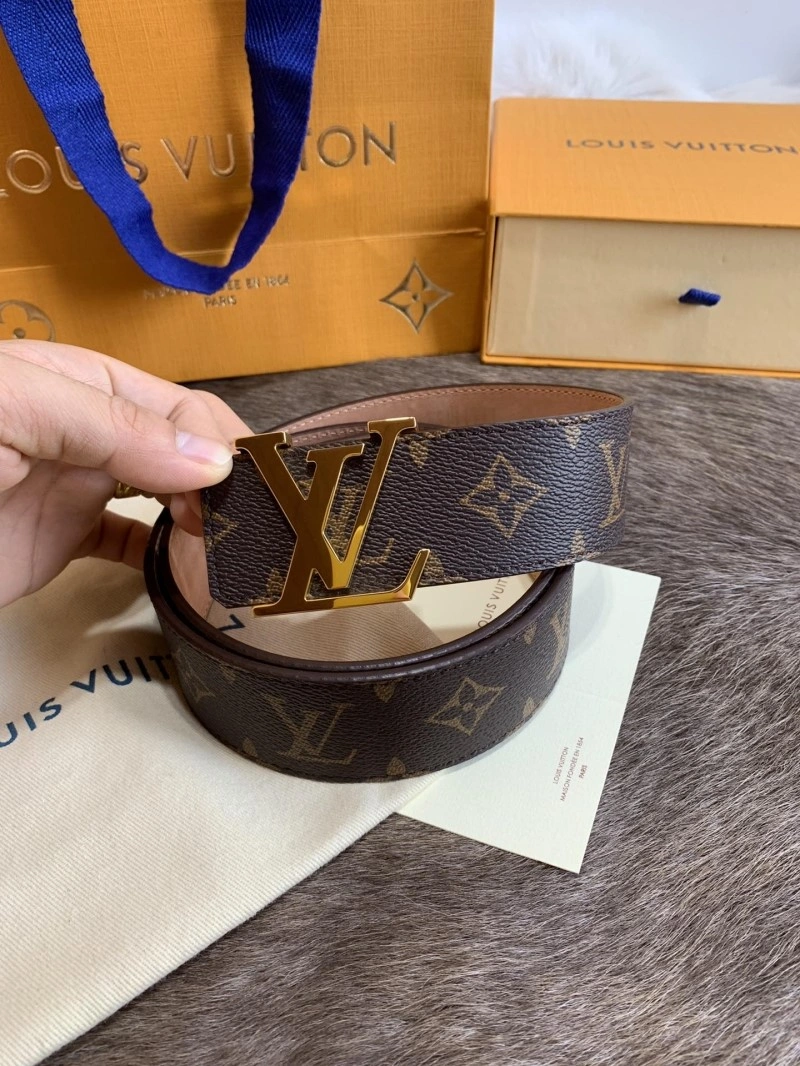 Louis Vuitton Belts Practical 299649