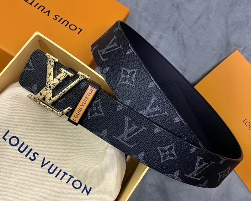 WellDesigned Louis Vuitton Belts 299656