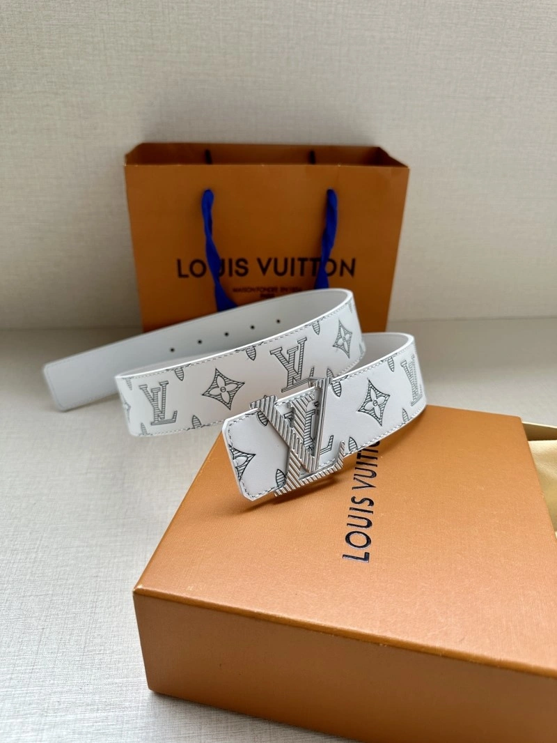 Stylish Louis Vuitton Belts 299635