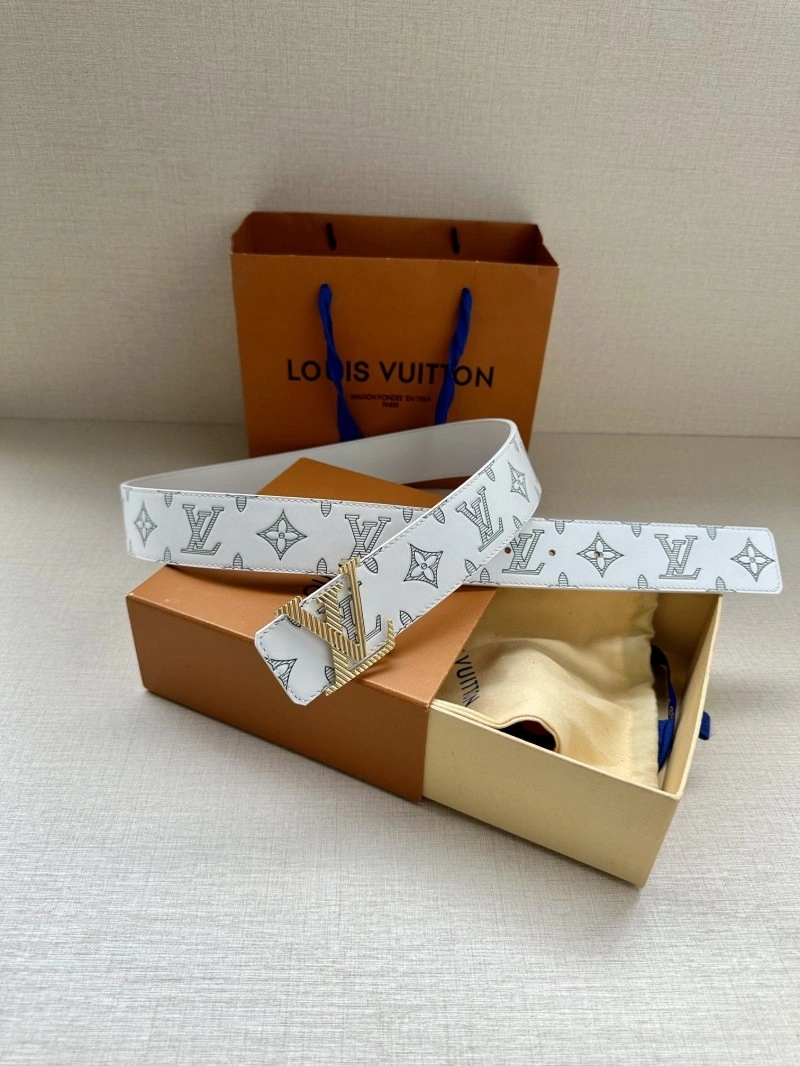Stylish Louis Vuitton Belts 299635
