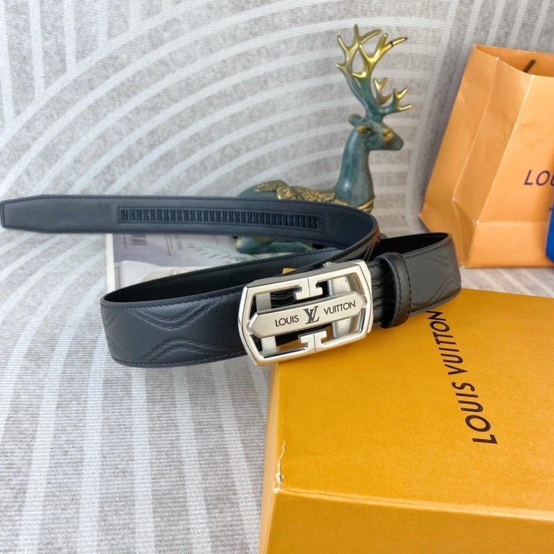 Seasonal Louis Vuitton Belts 299625