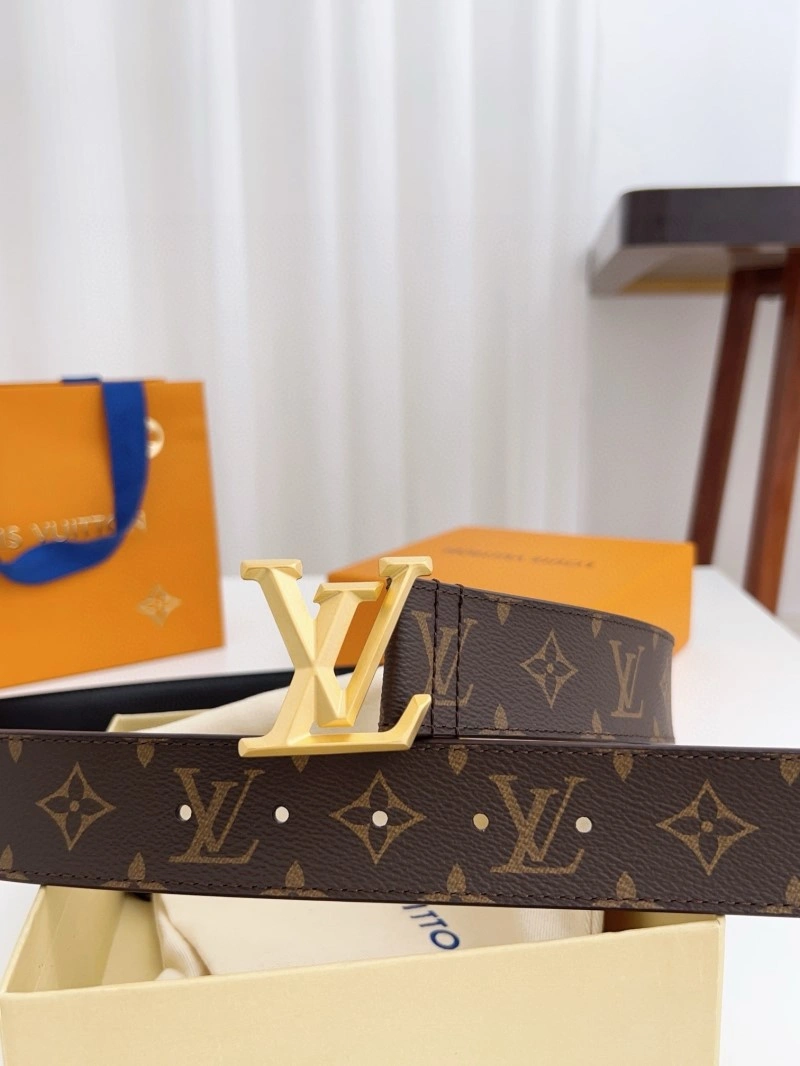 Casual Louis Vuitton Belts 299549