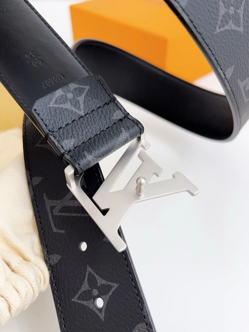 Breathable Louis Vuitton Belts 299548