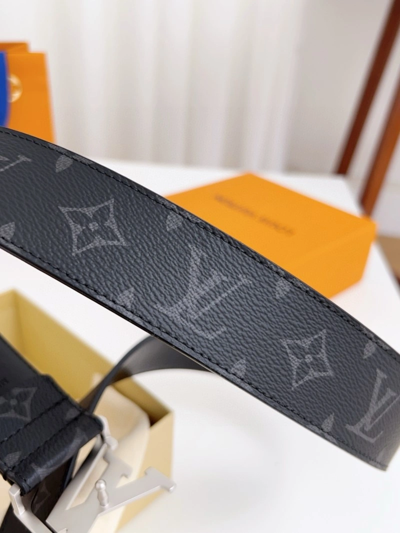 Breathable Louis Vuitton Belts 299548
