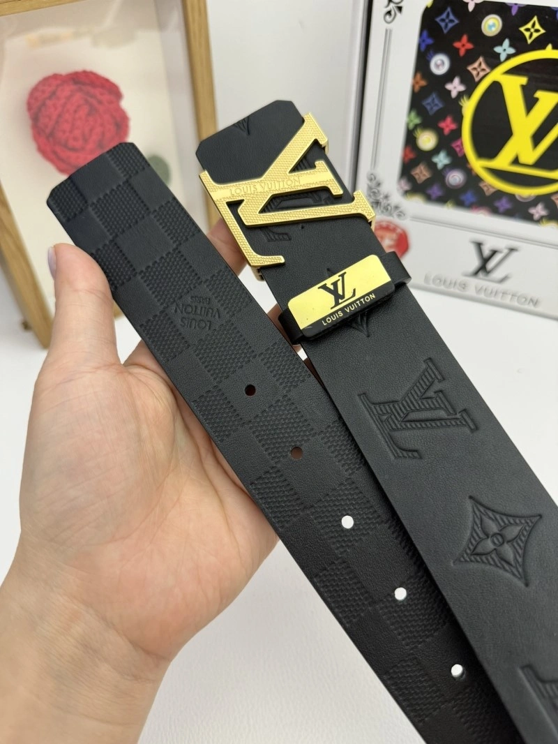 Snug Louis Vuitton Belts 299523