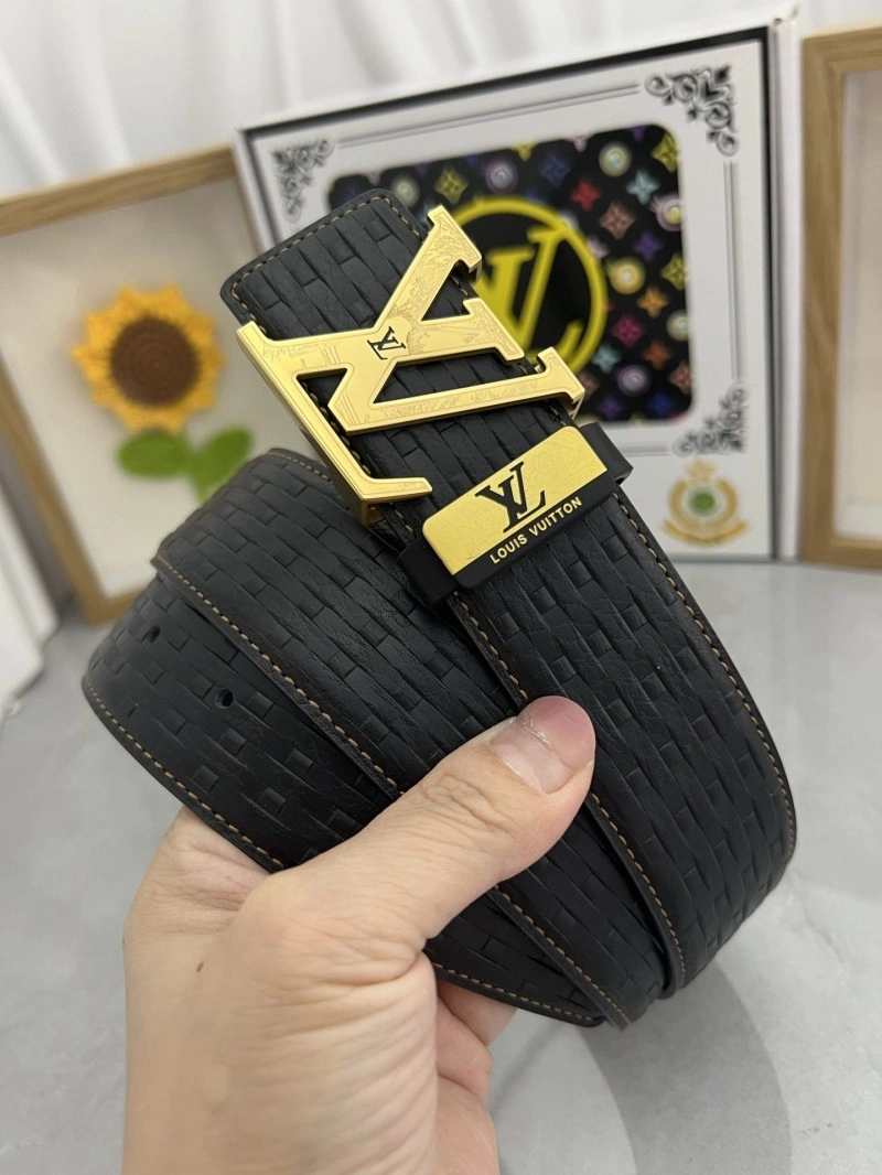 Louis Vuitton Belts Trendsetting 299522