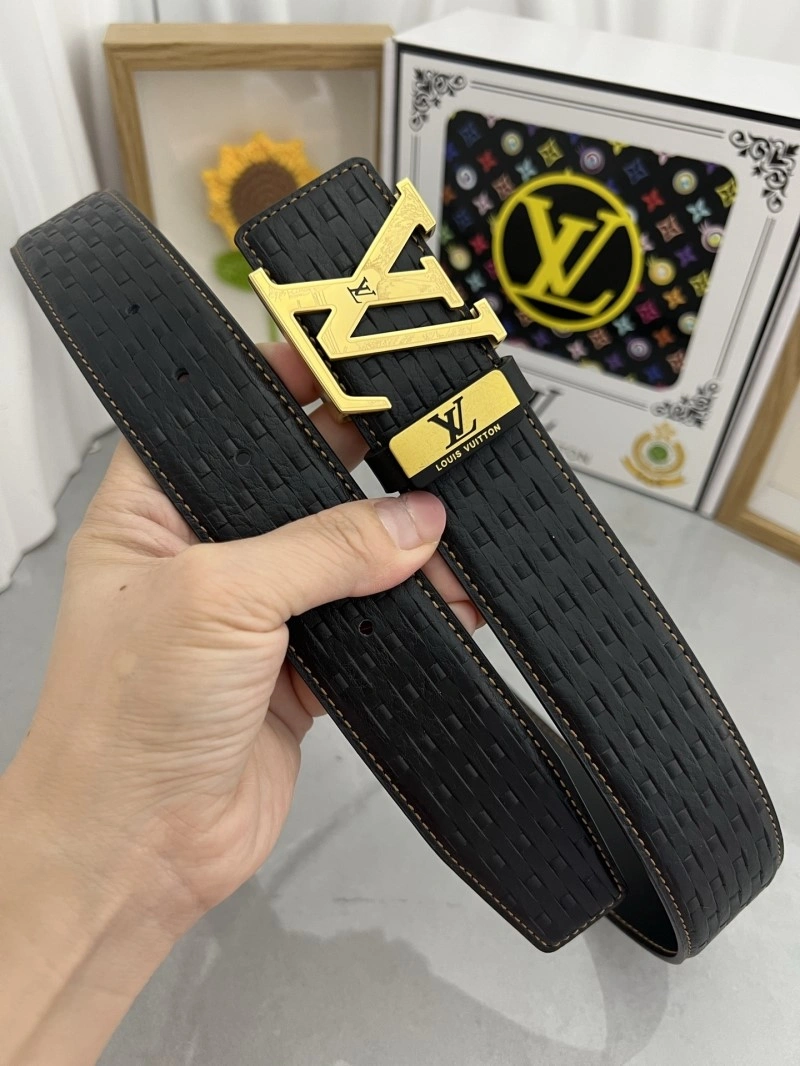 Louis Vuitton Belts Trendsetting 299522