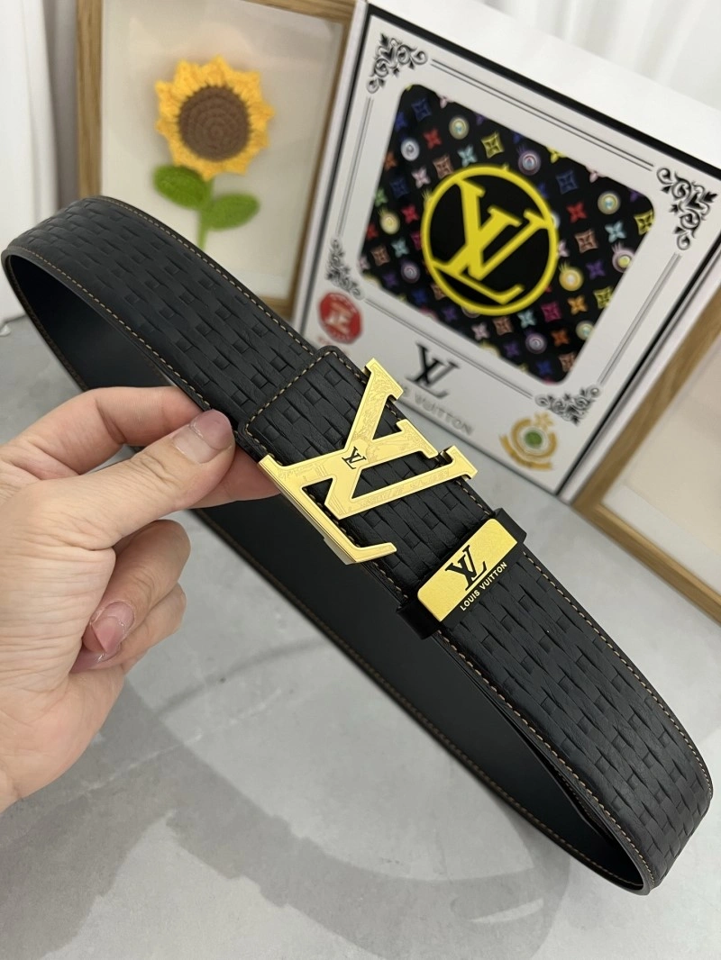 Louis Vuitton Belts Trendsetting 299522
