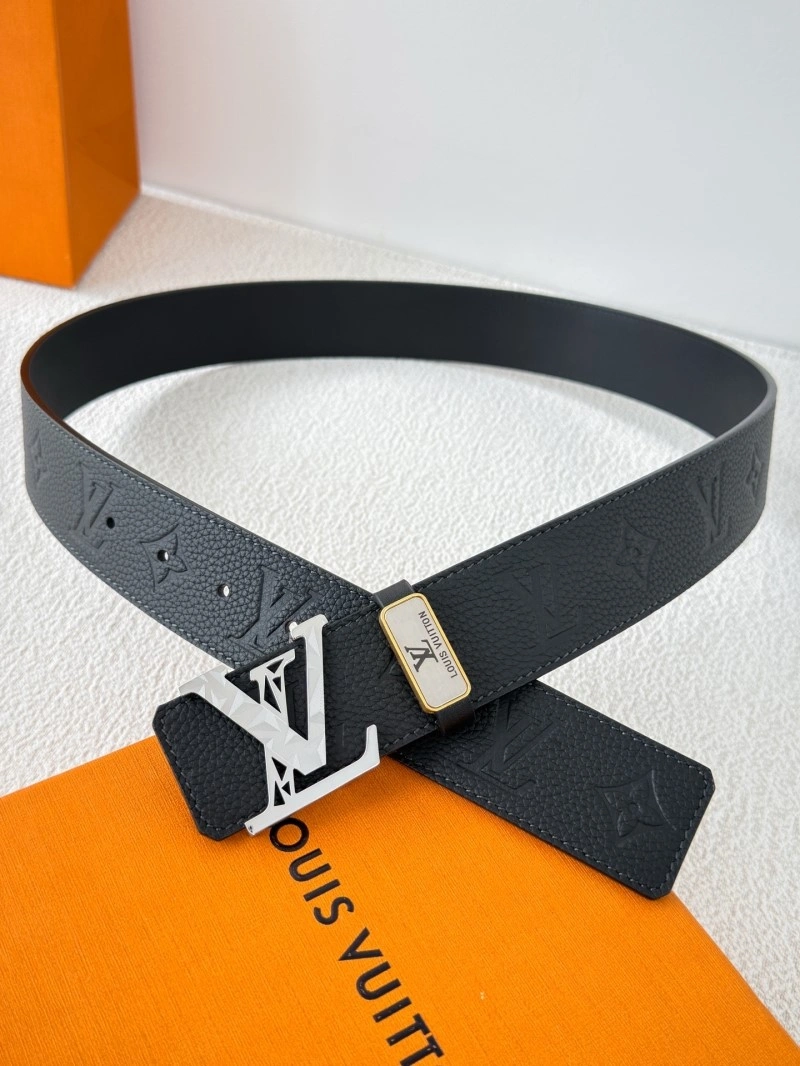 Minimalist Louis Vuitton Belts 299536