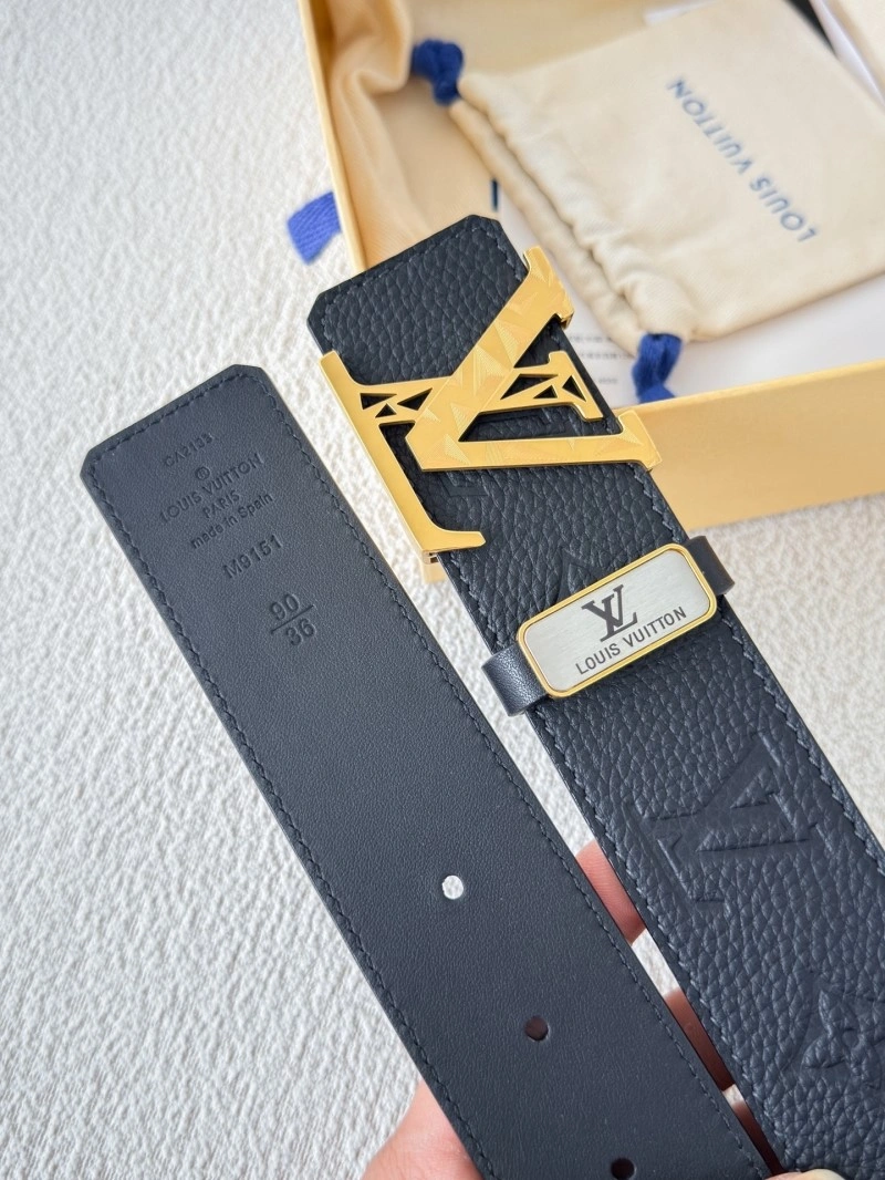 Minimalist Louis Vuitton Belts 299536
