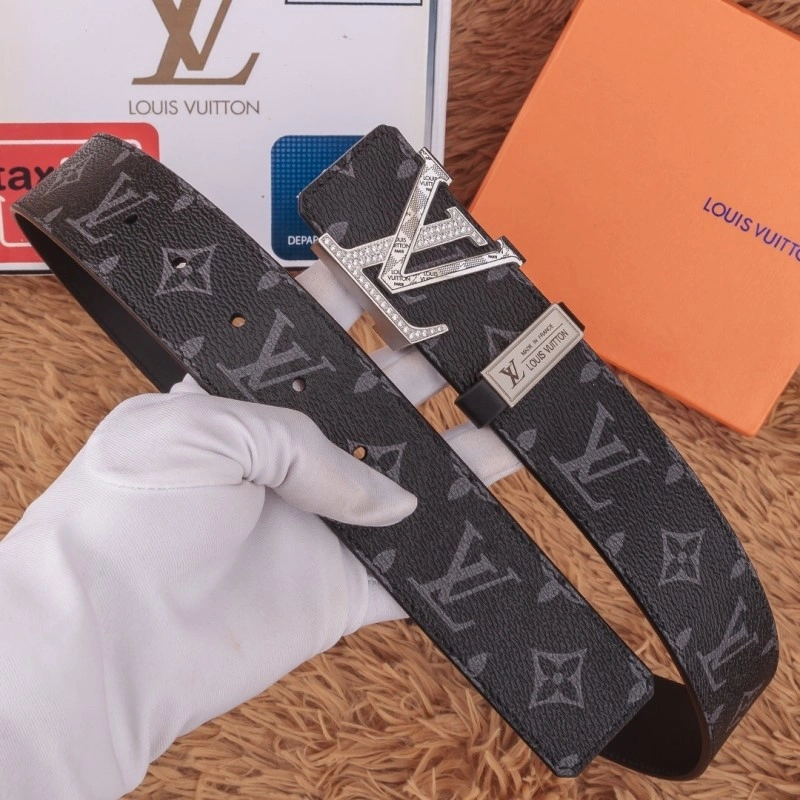 UrbanChic Louis Vuitton Belts 299485
